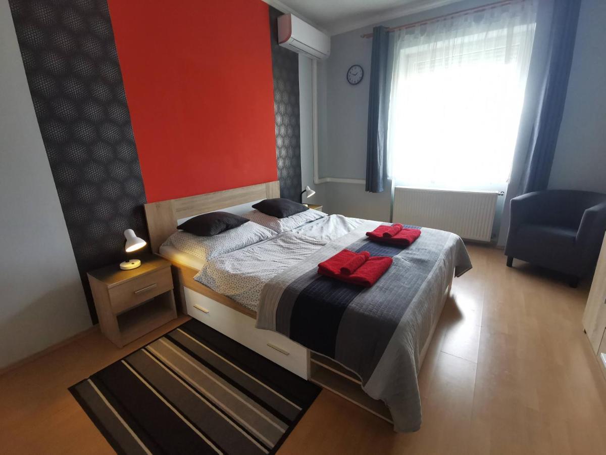 Smart Szallas Apartman Miskolc Exterior photo